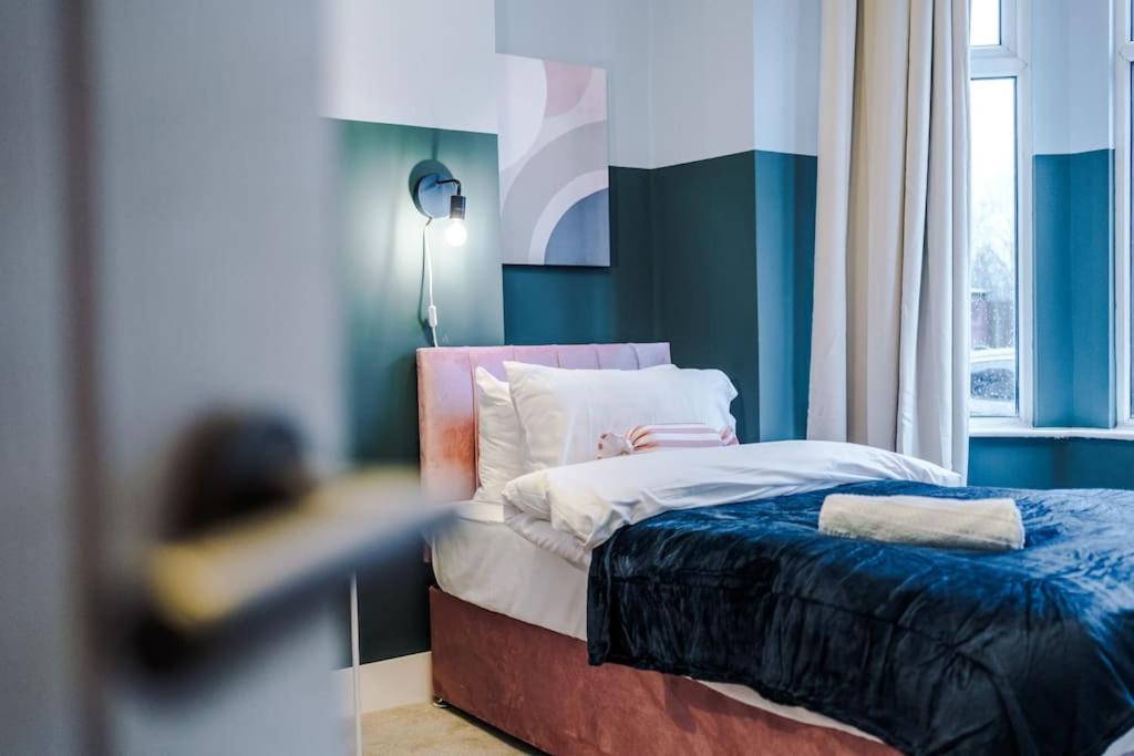Vila 5 Bed Salford Sanctuary Retreat Manchester Exteriér fotografie
