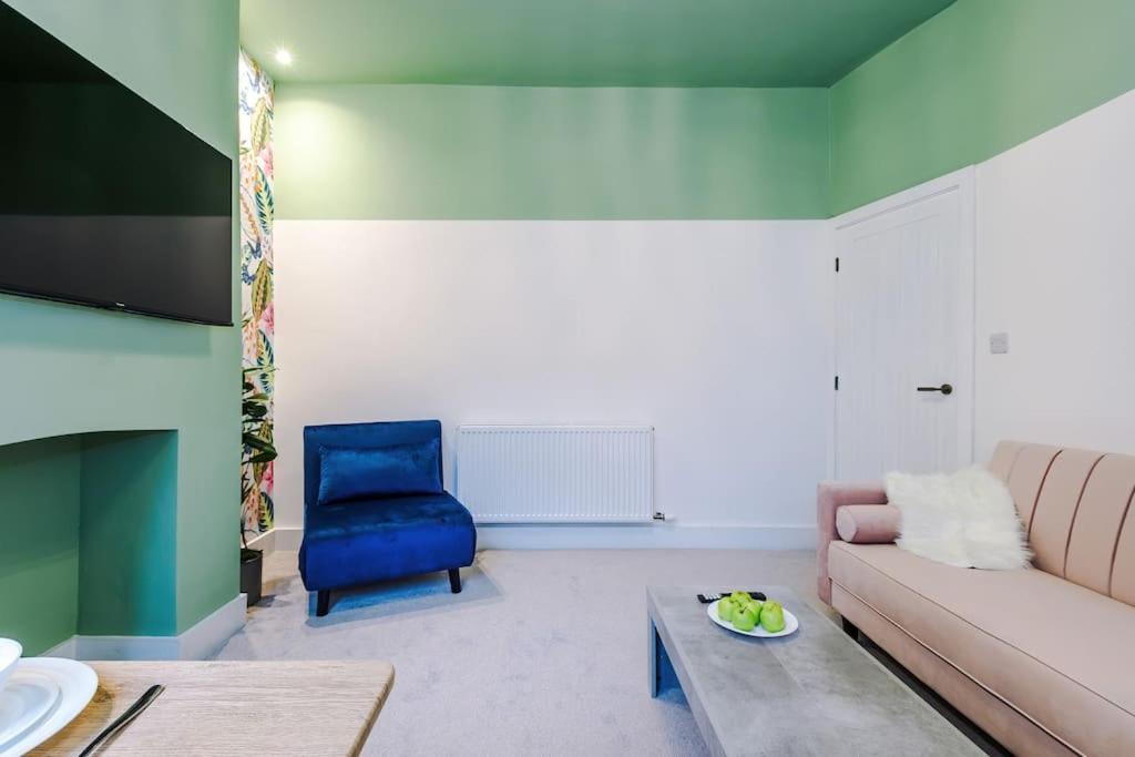 Vila 5 Bed Salford Sanctuary Retreat Manchester Exteriér fotografie