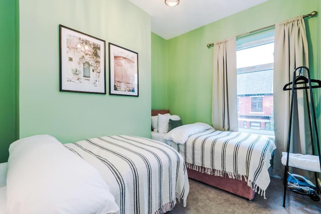 Vila 5 Bed Salford Sanctuary Retreat Manchester Exteriér fotografie