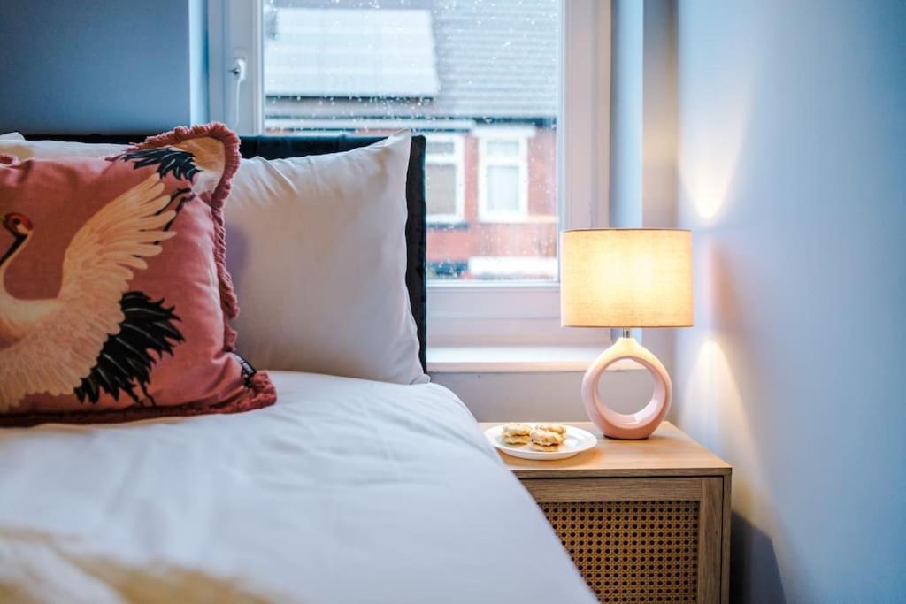 Vila 5 Bed Salford Sanctuary Retreat Manchester Exteriér fotografie
